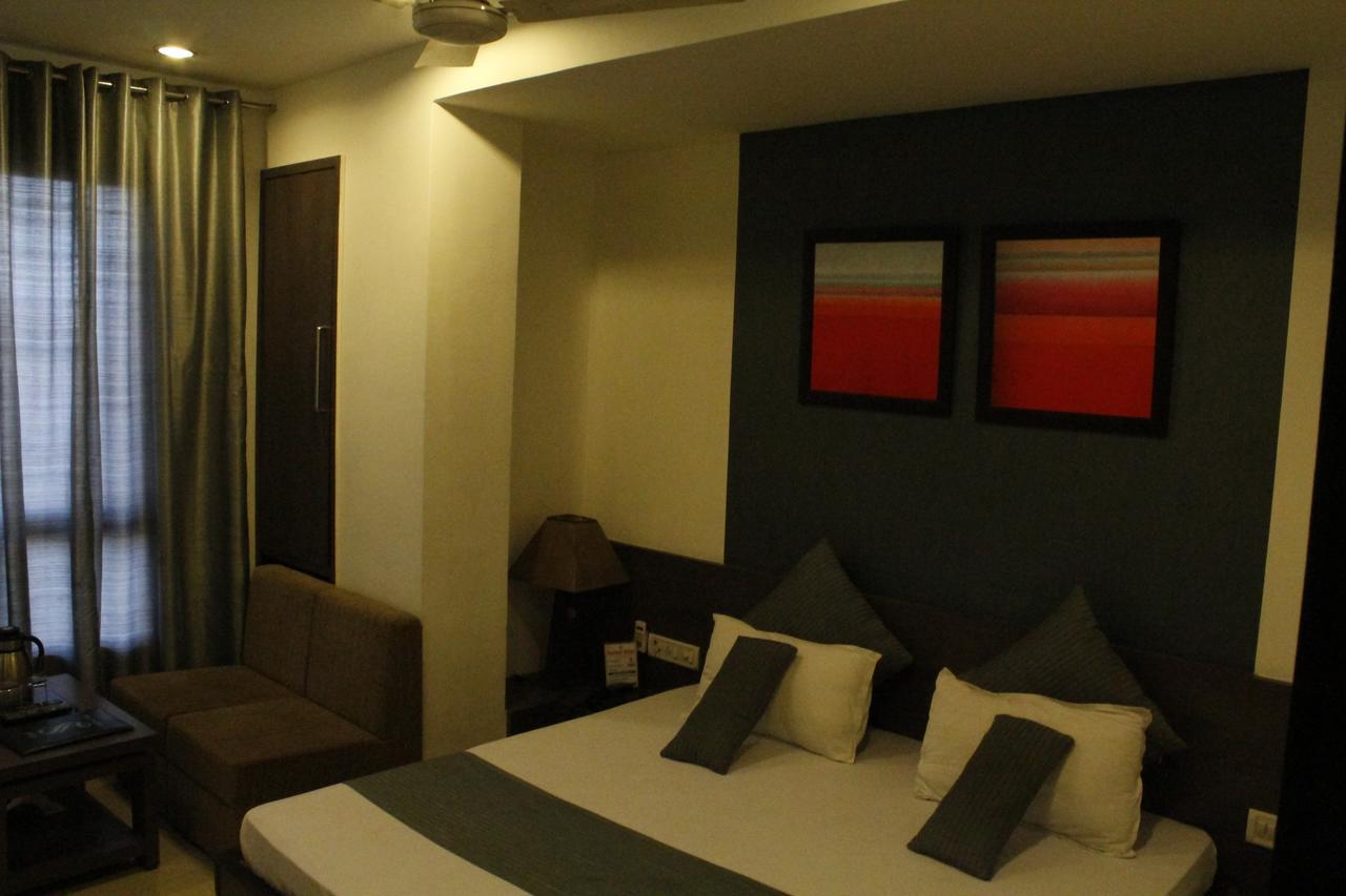 Hotel Shalimar Deluxe Bhopal Eksteriør bilde