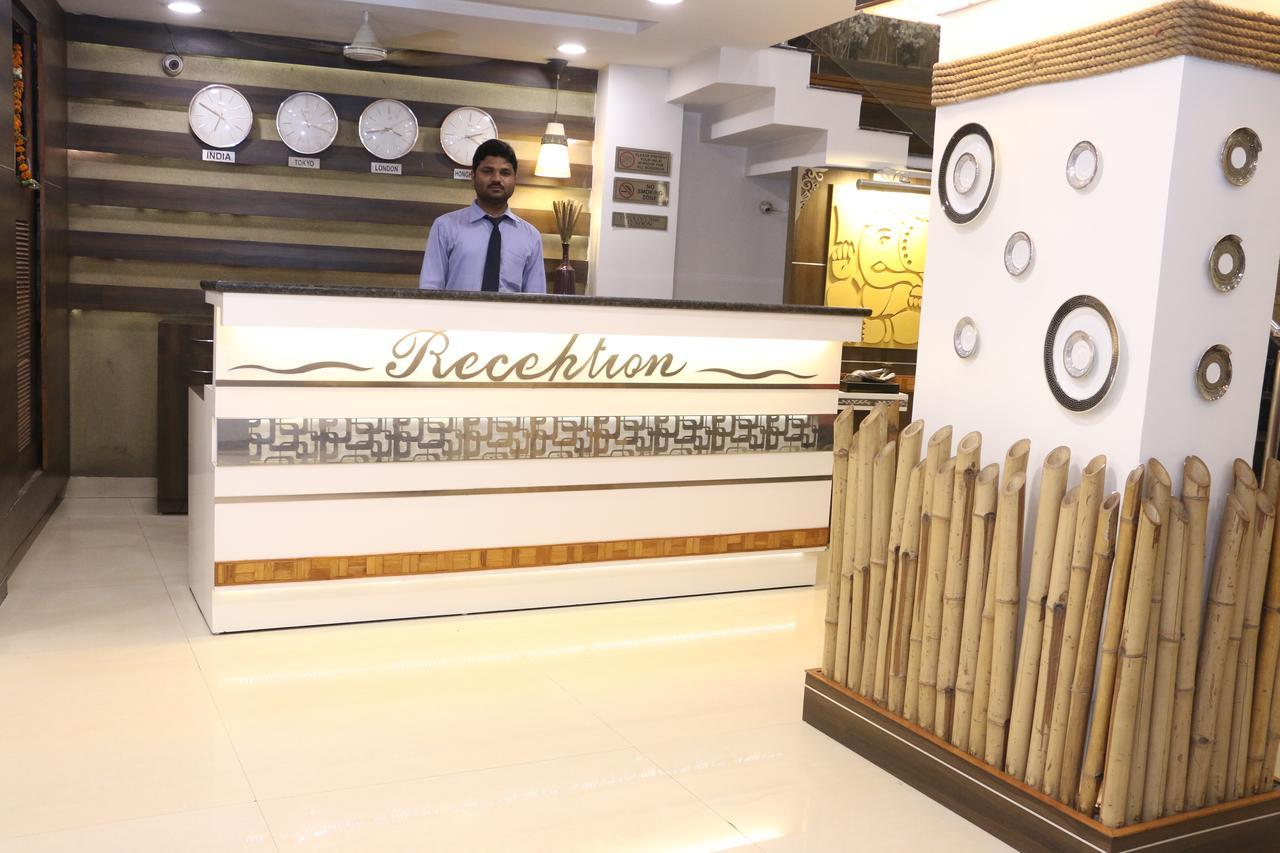 Hotel Shalimar Deluxe Bhopal Eksteriør bilde